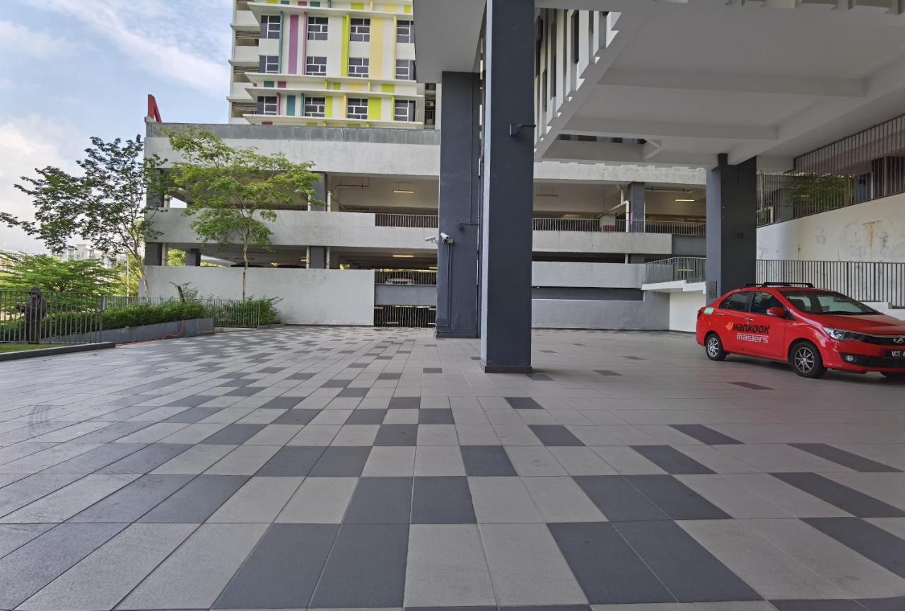 2 bedroom apartment - MyCrib Neocyber Cyberjaya Buitenkant foto
