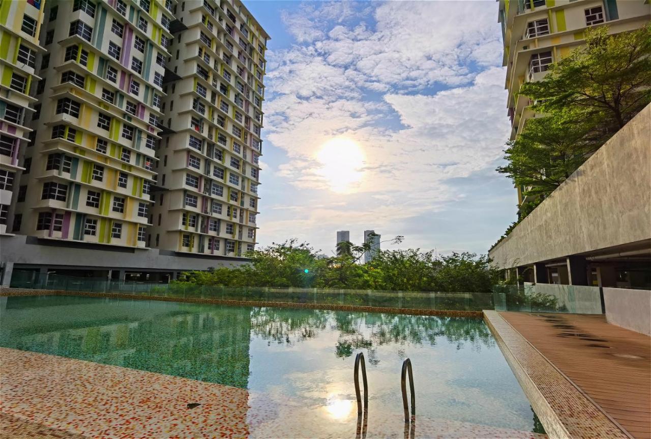 2 bedroom apartment - MyCrib Neocyber Cyberjaya Buitenkant foto